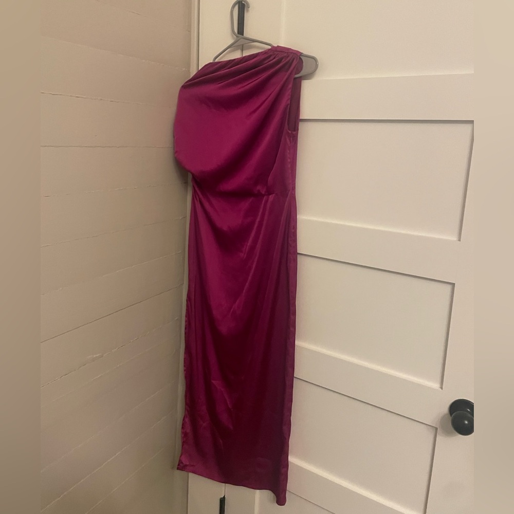 Vestique Fuchsia One-Shoulder Dress
